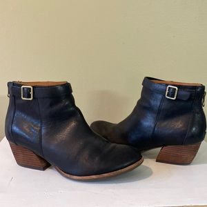 Kork-Ease ankle boots 6.5